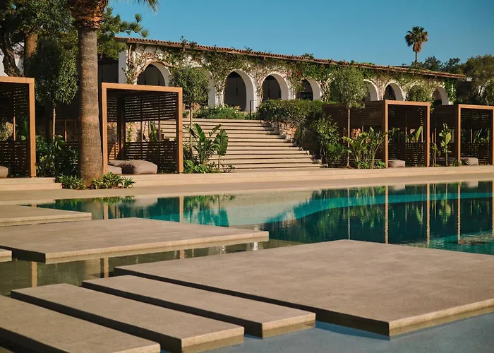 Minos Beach Art Hotel, A Member Of Design Hotels